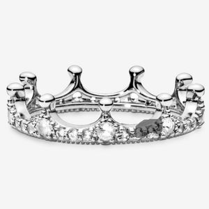 Clear sparkling crown ring